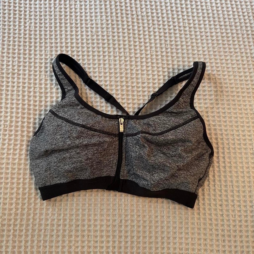Victorias Secret VSX Knockout Front Zip Sports Bra 34C